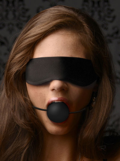 フリースアイマスク＆ボールギャグ　Lightweight Fleece Blindfold with Ball Gag